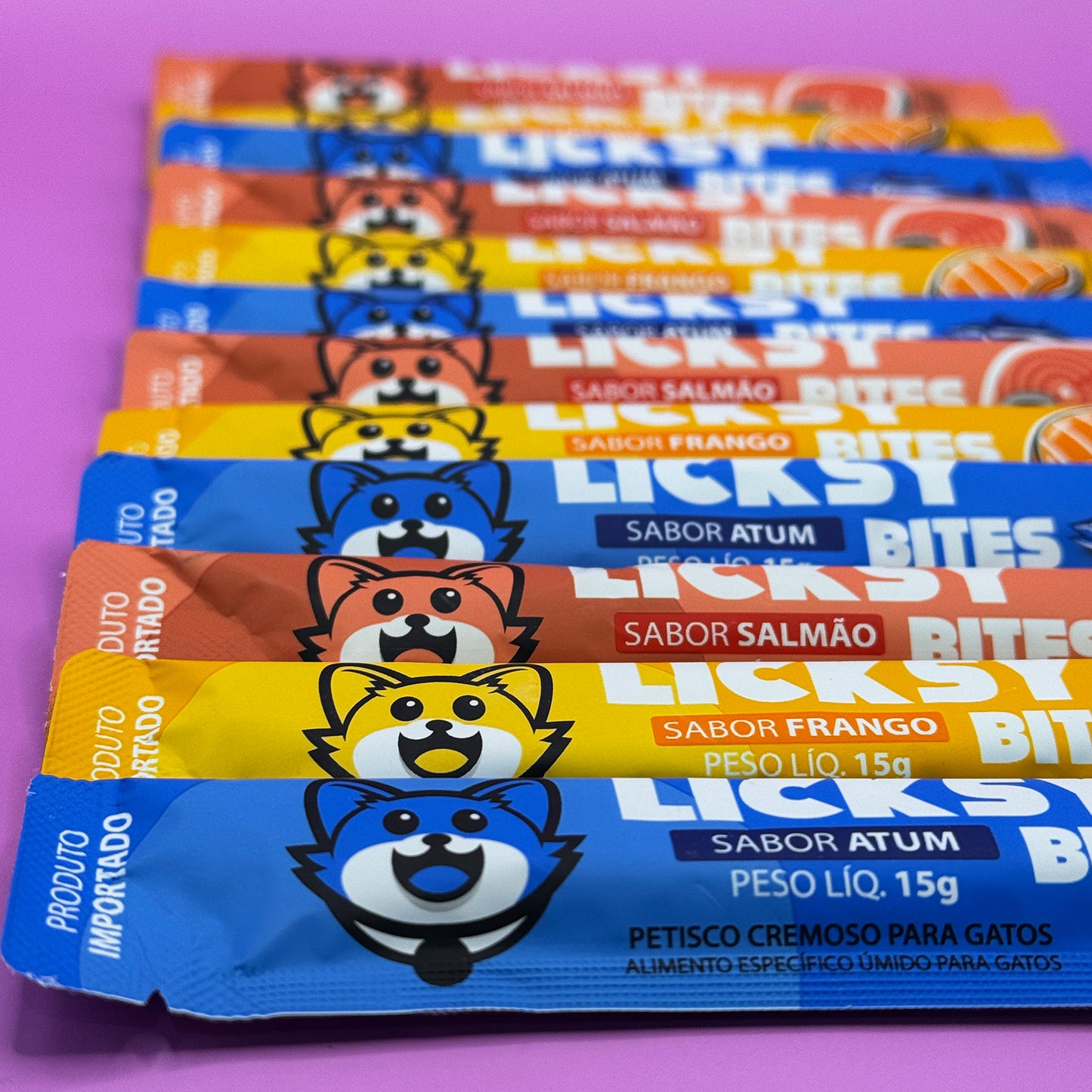 Petisco Cremoso para Gatos Licksy Bites Sabor Mix - 15 Packs (75 unidades)