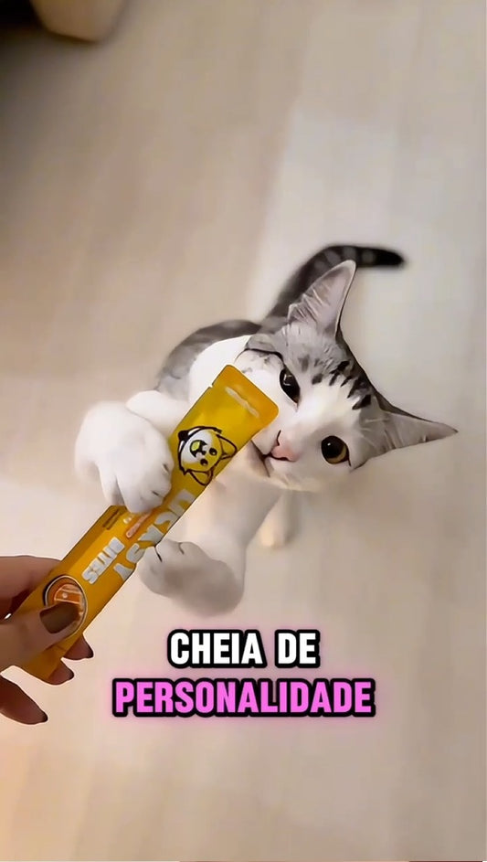 Petisco Cremoso para Gatos Licksy Bites Sabor Frango - 3 Packs (15 unidades)